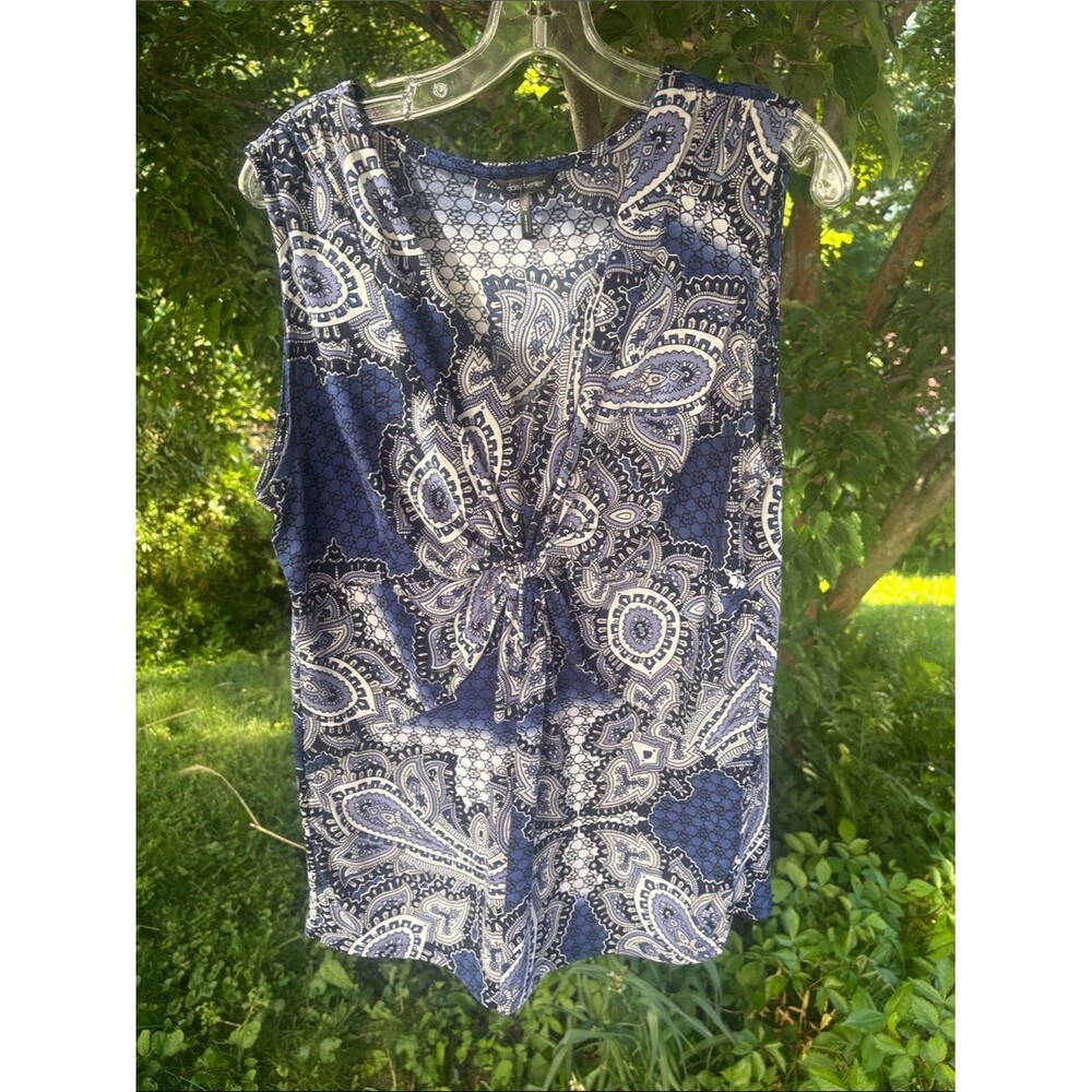 Daisy Fuentes Navy and White Paisley Knot Front Camisole